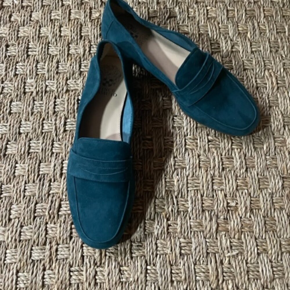 NWOT Vince Camuto Elroy loafer in teal suede - Picture 4 of 10
